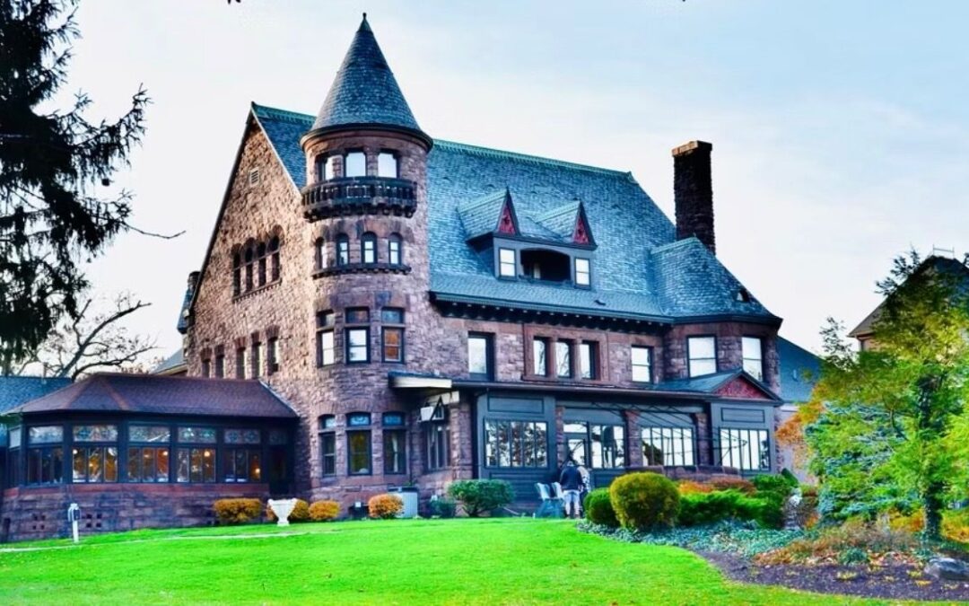 Create Unforgettable Memories In These 12 Beautiful Castles In New York State